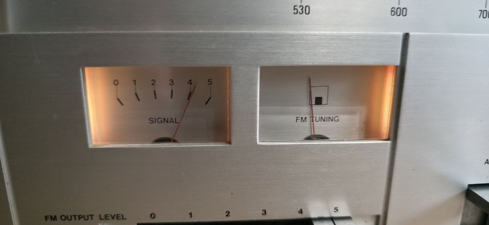 Tuner radiowy Clarion MT-7800