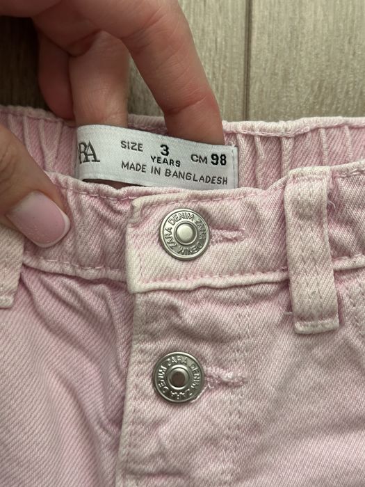 Zara шорти (98см)