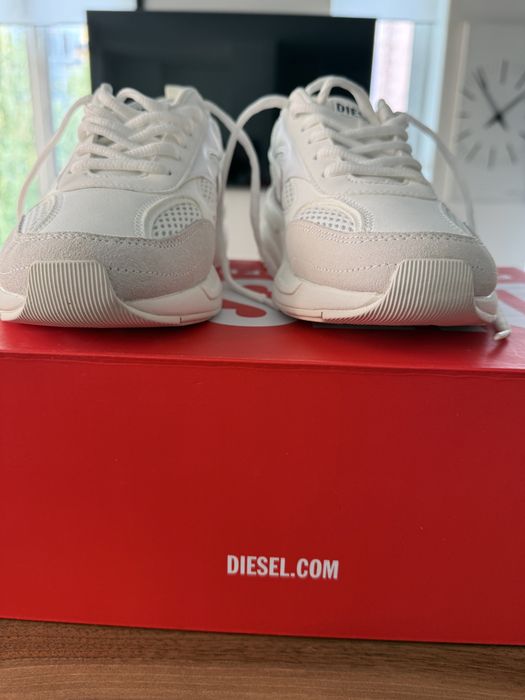 Кросівки diesel (нові) 40р