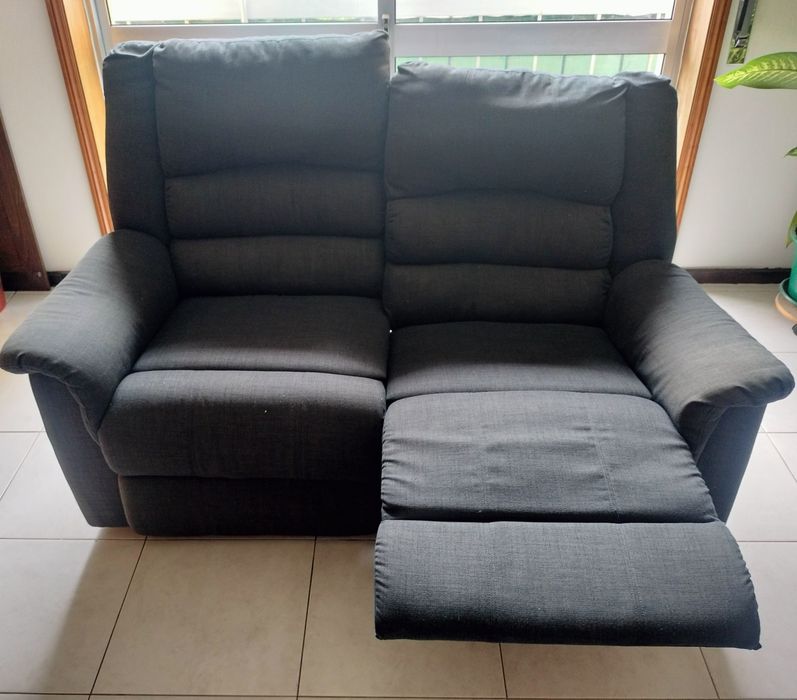 Sofá relax três lugares