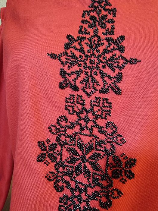 Вишиванка ручної роботи