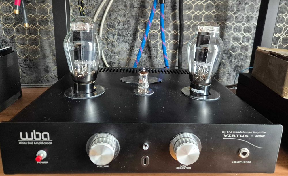 Wzmacniacz słuchawkowy/przedwzmacniacz WBA VIRTUS 300B High END SILVER cable edition