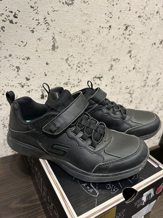 Кроссовки Skechers 35р