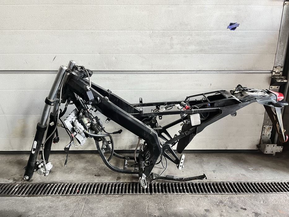 Rama derbi senda gilera aprilia 2018 instalacja