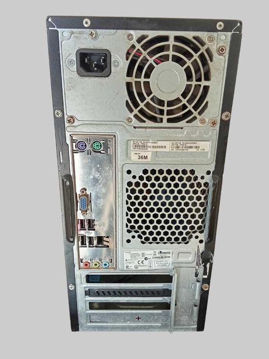 Vendo torre de computador Asus