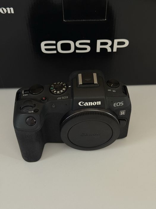 Фотоапарат Canon eos rp
