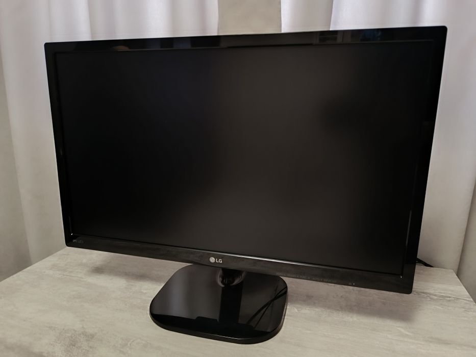 Монітор LG 23MP48HQ, LG 23EA53T-P, LG 23EA53TA