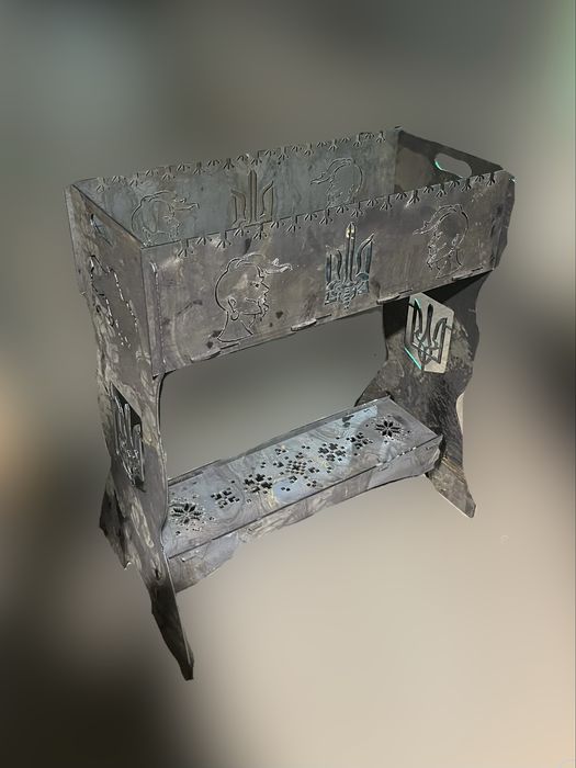 Мангал розбірний з поличкою