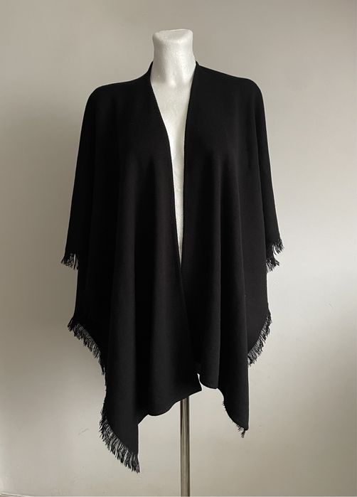 Kena ponczo szal narzuta z frędzlami one Size