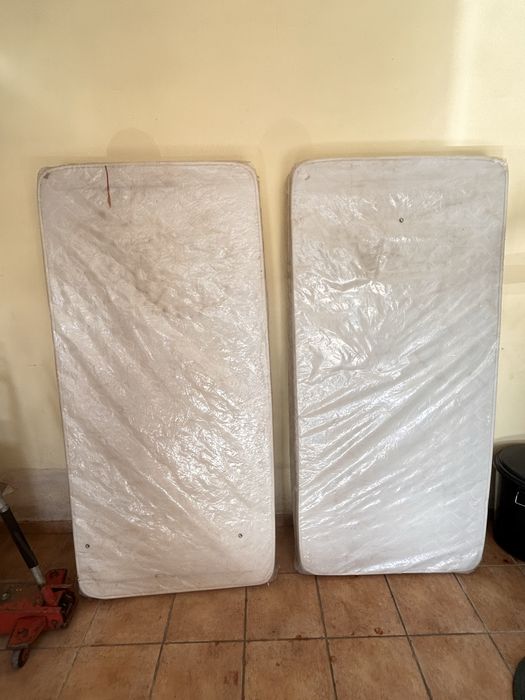 2 Colchões Ortópedicos