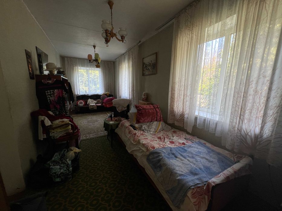 Продаж двоповерхового цегляного будинку, с.Хмельовик Є ВІДЕООГЛЯД