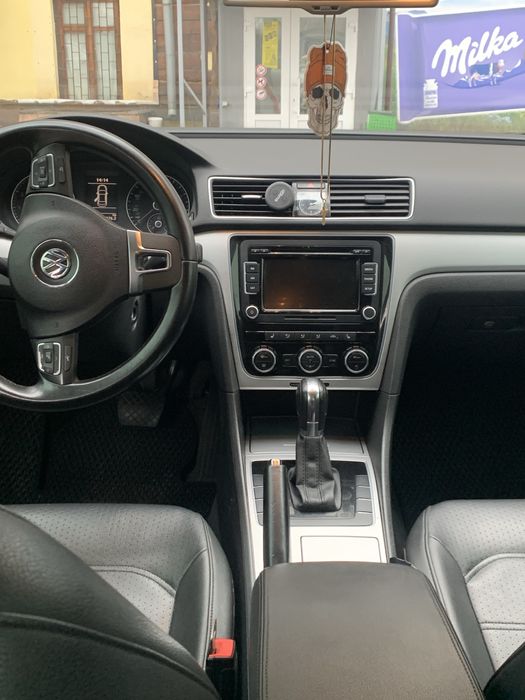 Фольцваген пассат В7 2012