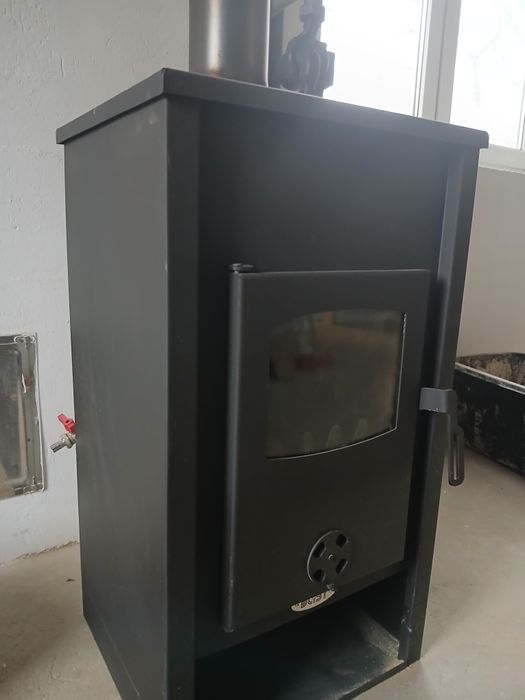 Piec kominek koza B22E 22kw z płaszczem wodnym, piec co