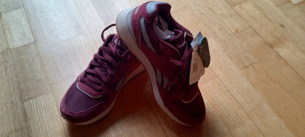 Buty sportowe REEBOOK GL100 r.39