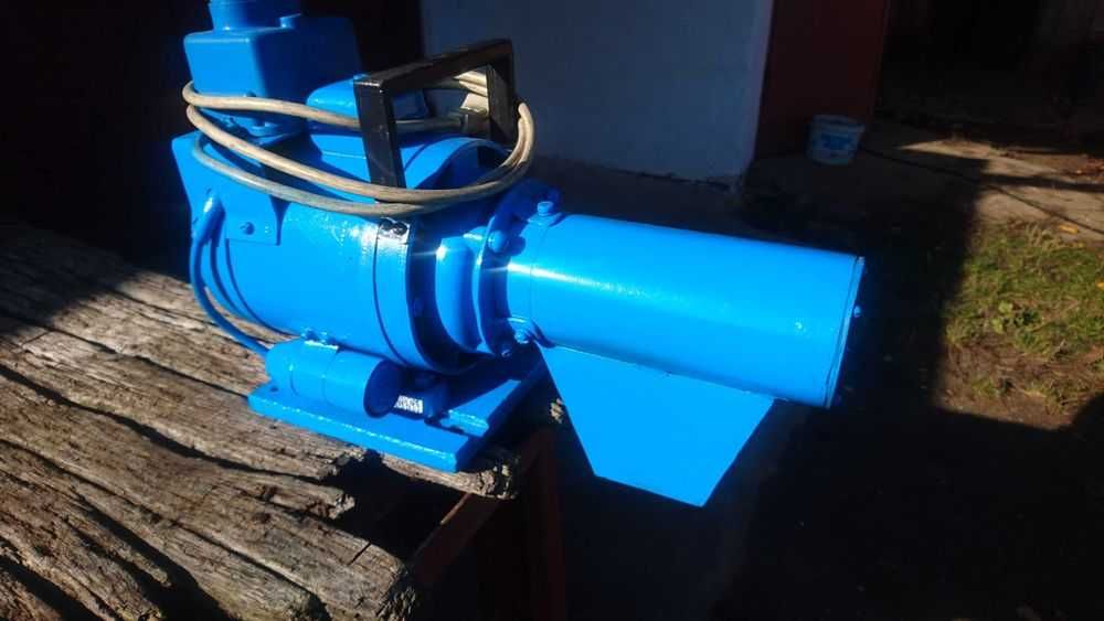 Кукурузолущилка електрическая