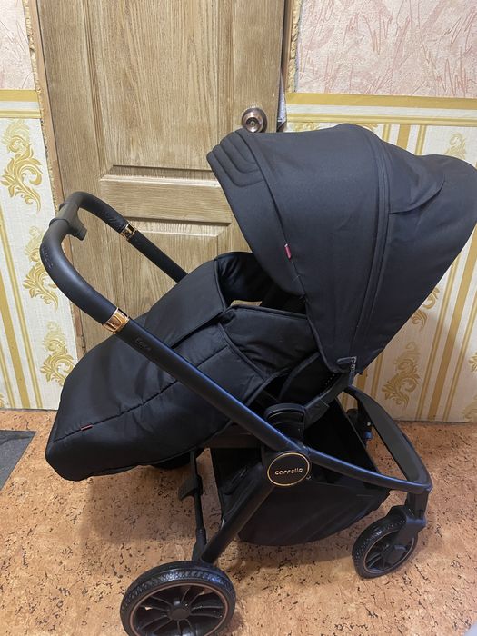 Продам універсальну дитячу коляску  Carrello Erica 3в1
