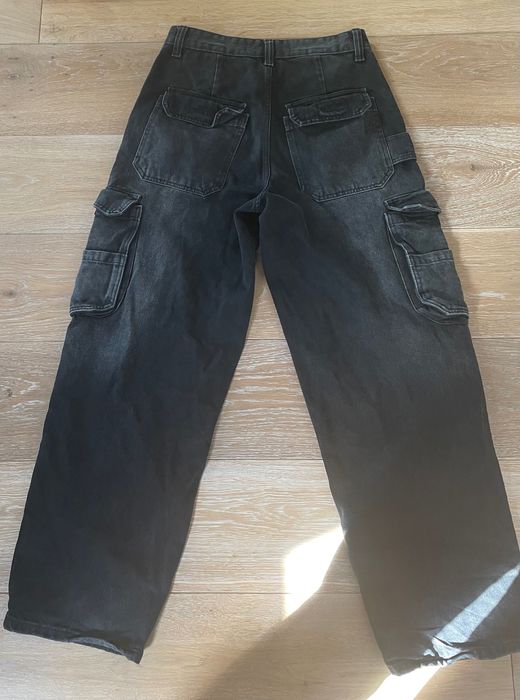 Spodnie jeansowe cargo Bershka S