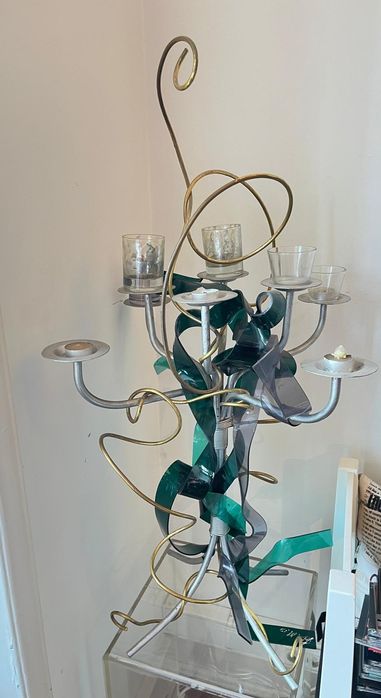 Candelabro, com base acrilico