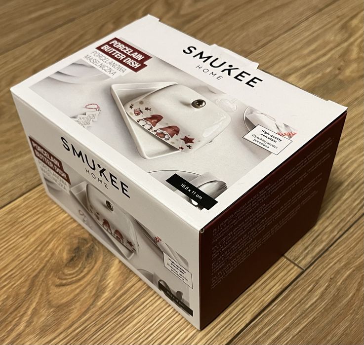Świąteczna porcelanowa maselniczka Smukee 15,5 x 11 cm