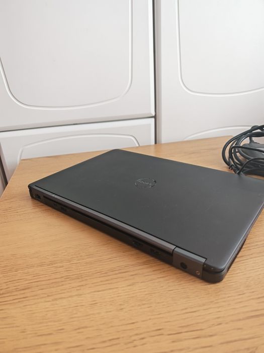 Dell latitude E7450 i5 5300U 2.3GHz  240Gb SSD 8GB