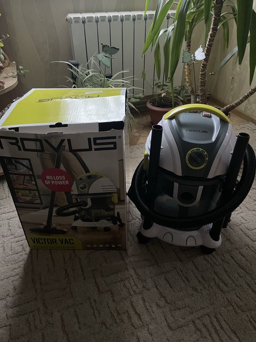 Продам пилосос.