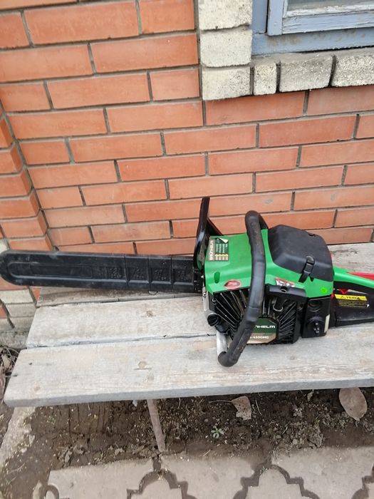 Бензопила GRUNHELM