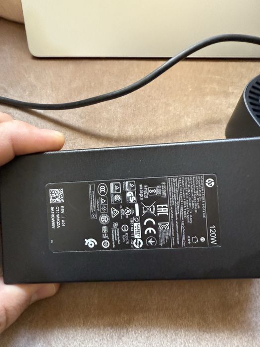 HP G5 HUB Docking Station Multiportas com Cabo USB C