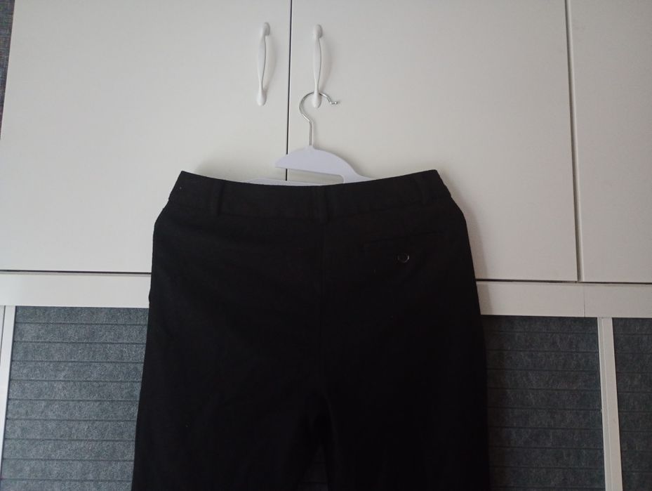 Wełniane spodnie Marks & Spencer