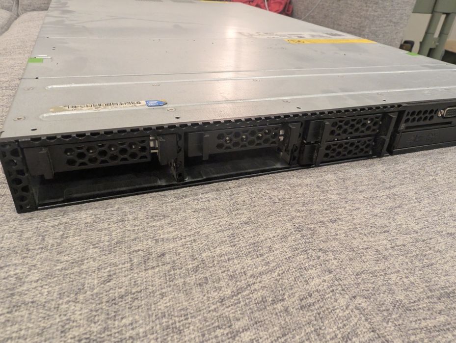 Servidor Fujitsu Primergy RX200 S5 1U | Xeon E5504 | DDR3 ECC | iRMC