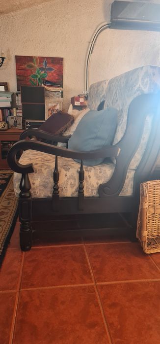 Cadeirões com almofadas