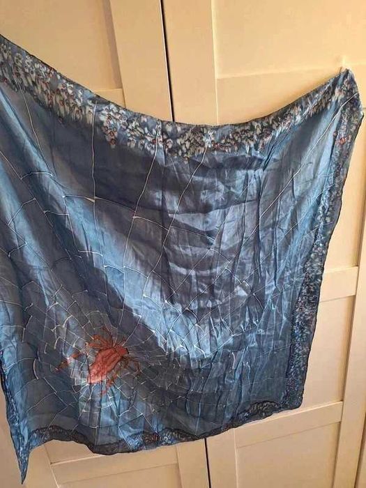 Chusta spider szalik pająk apaszka chustka