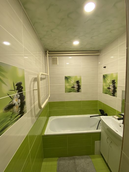 Сдам 4к  квартиру посуточно