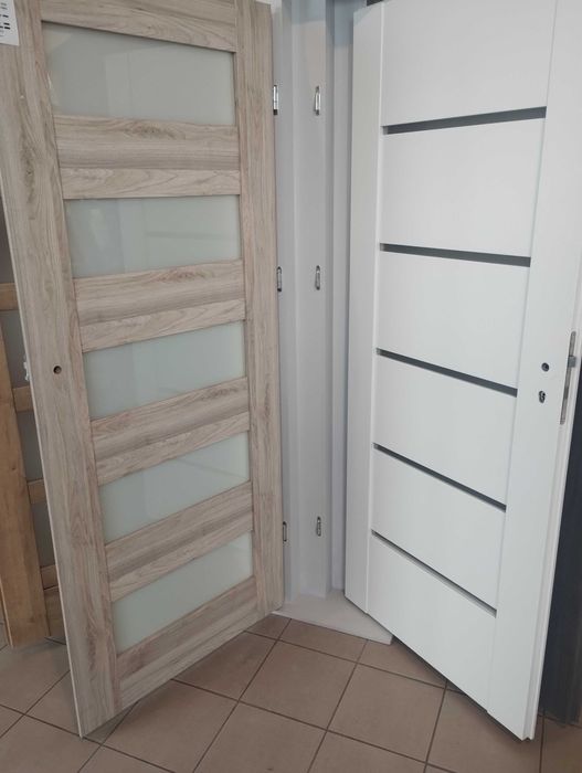 Drzwi do mieszkania szerokość 80 cm (nowe)