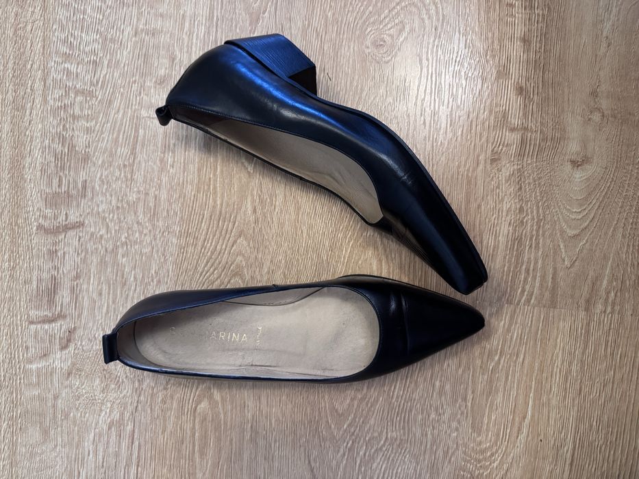 Шкіряні туфлі Vera Pelle