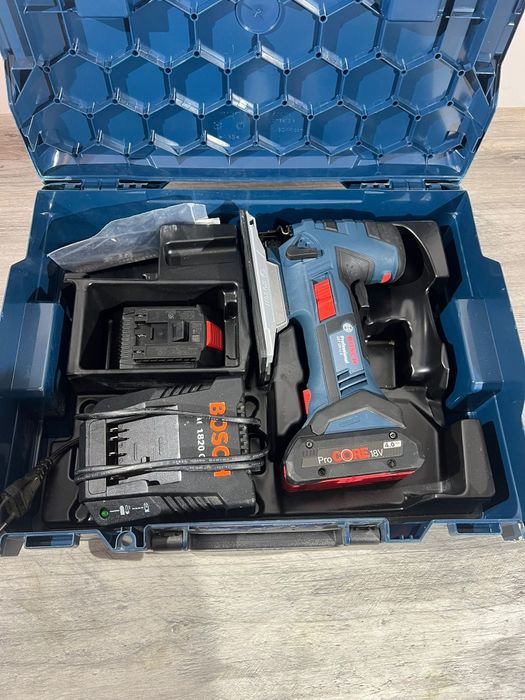 BOSCH GST 18V-LI-S wyrzynarka aku 2x4.0 ah