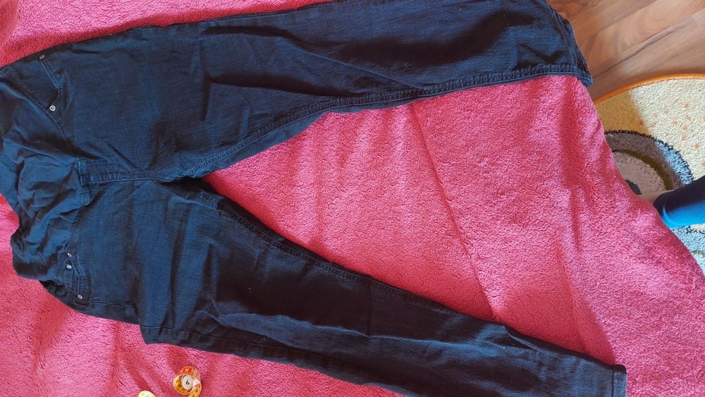 Джинси для вагітних