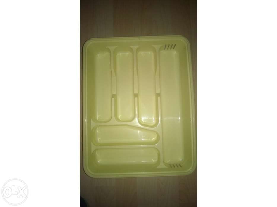 2 Suporte de gavetas amarelos