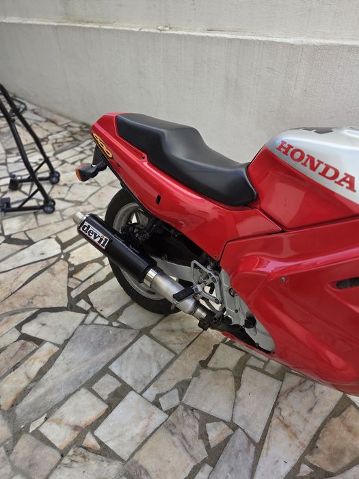 Honda CBR 600F 1987 – Vendo ou Troco por Bicicleta Elétrica