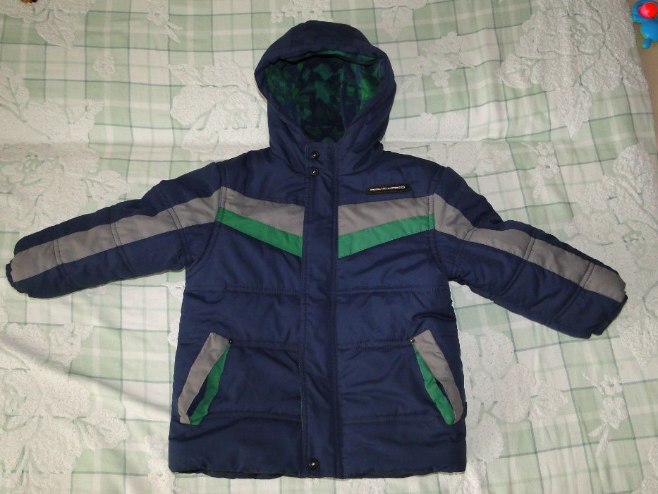 Курточка зимняя на мальчика