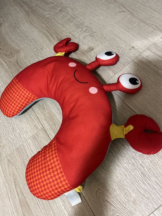 Подголовник на шею игрушка краб