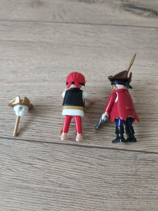 Figurki piratów Playmobil