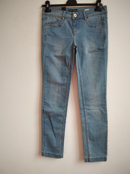 Джинси на дівчинку підліткового віку