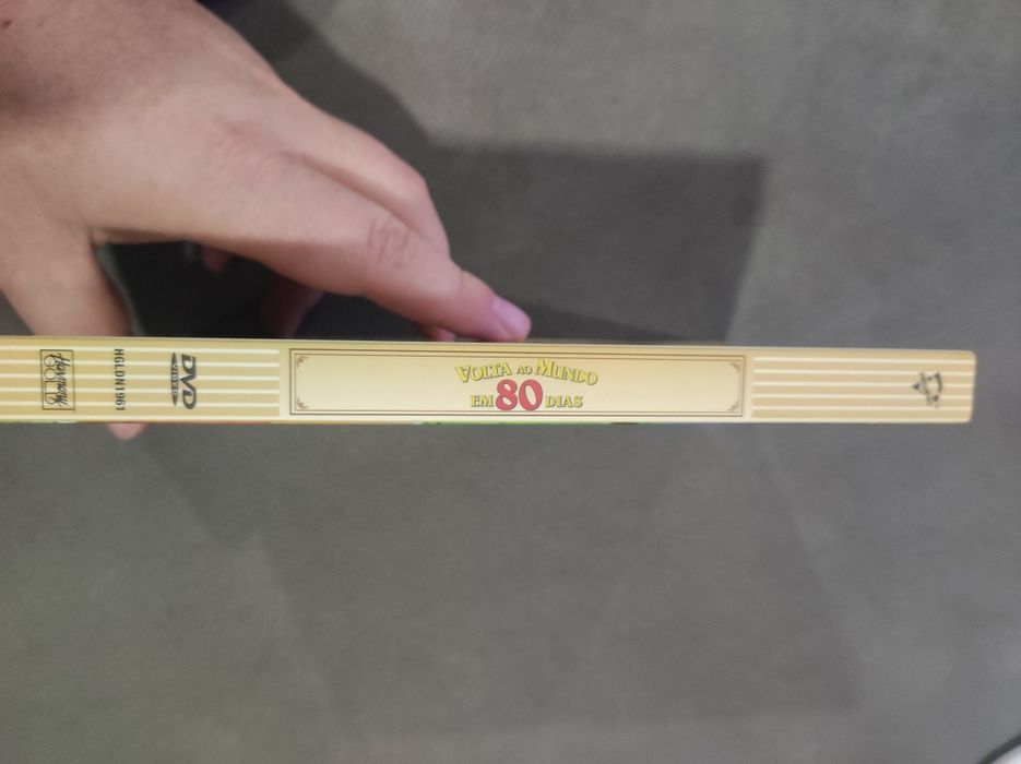 Volta ao Mundo em 80 dias - Com Pierce Brosnan e Eric Idle