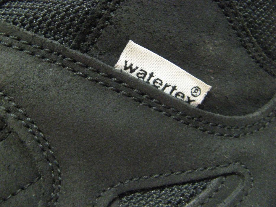 Кроссовки на мембране Waterproof 45