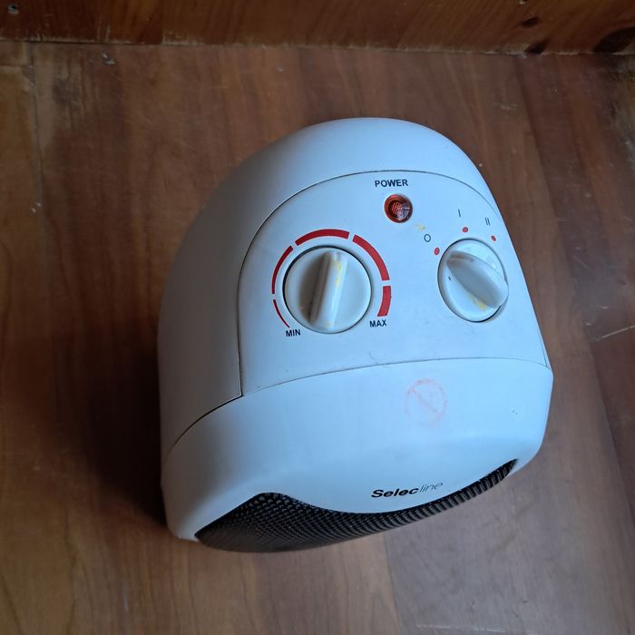 Pequeno Aquecedor da  marca Selecline