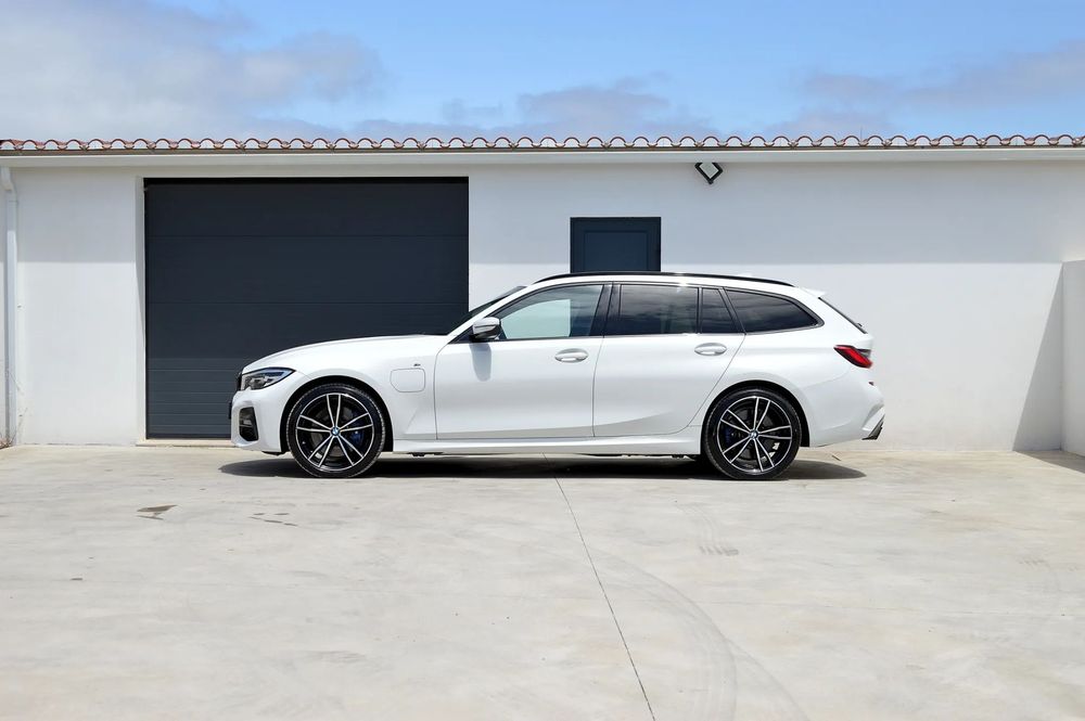 BMW 330 e iPerformance Pack M Shadow470562871602073603