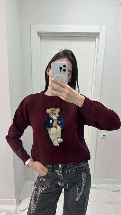 Светер з ведмедем