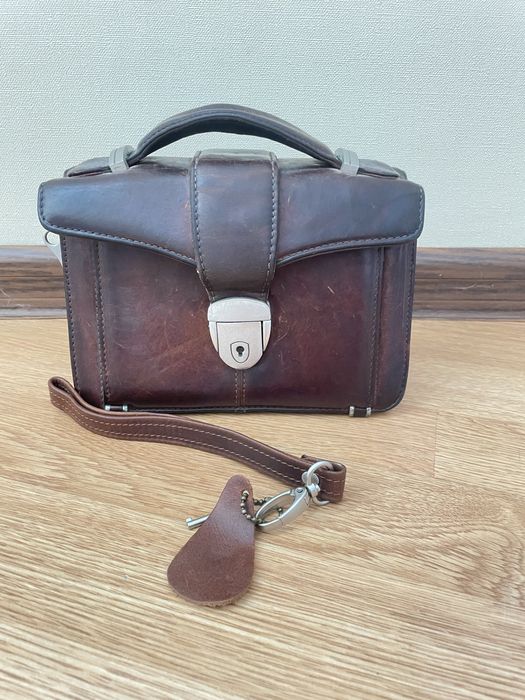 Чоловіча шкіряна сумочка