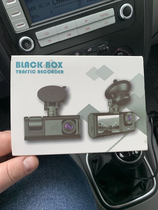 Відеореєстратор з 3-ма камерами