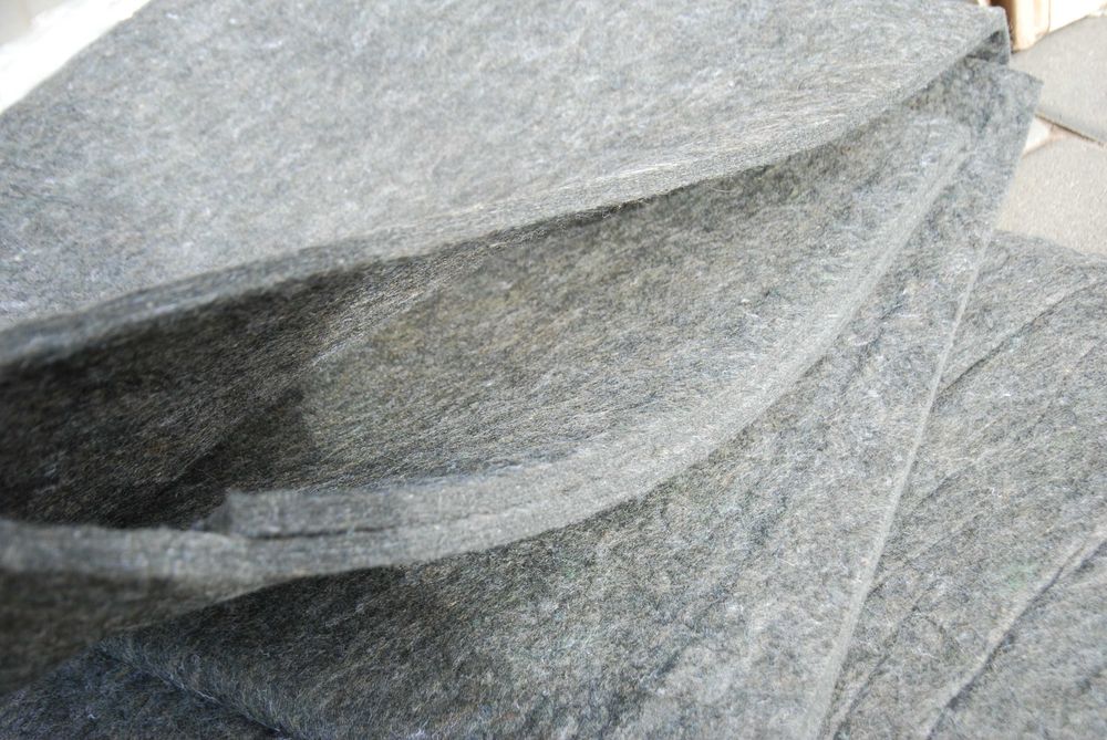 Podkład pod dywan  275 x 366 cm,